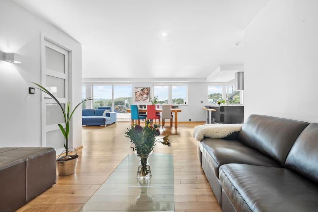 Апартаменты Penthouse Leilighet 200 Kvm Vakker Sjoutsikt. Берген Экстерьер фото